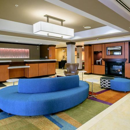 Fairfield Inn & Suites Кенет Скуеър Екстериор снимка