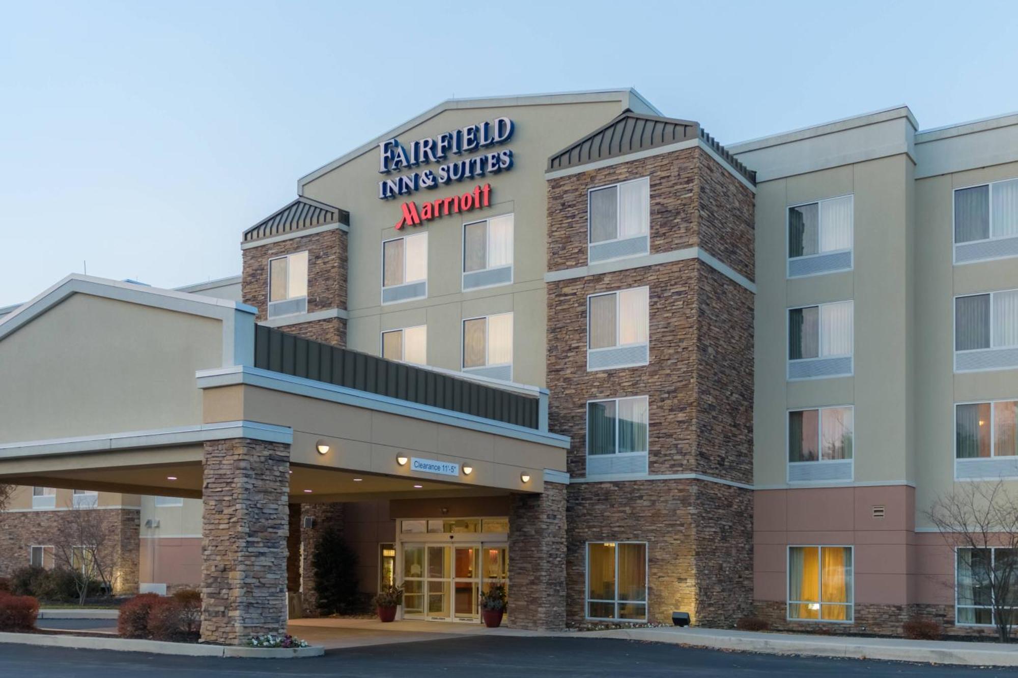 Fairfield Inn & Suites Кенет Скуеър Екстериор снимка