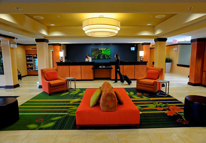 Fairfield Inn & Suites Кенет Скуеър Екстериор снимка